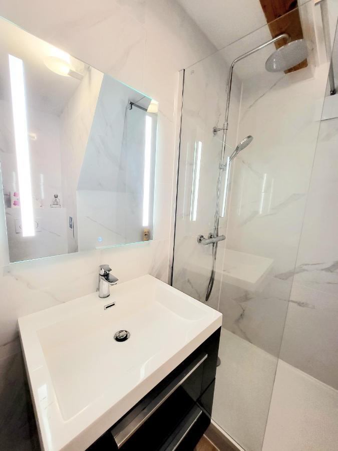 Charmant Appartement 2 Chambres 400 M Centre Gare วาลองซ์ ภายนอก รูปภาพ