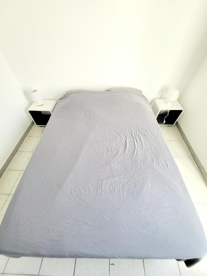 Charmant Appartement 2 Chambres 400 M Centre Gare วาลองซ์ ภายนอก รูปภาพ