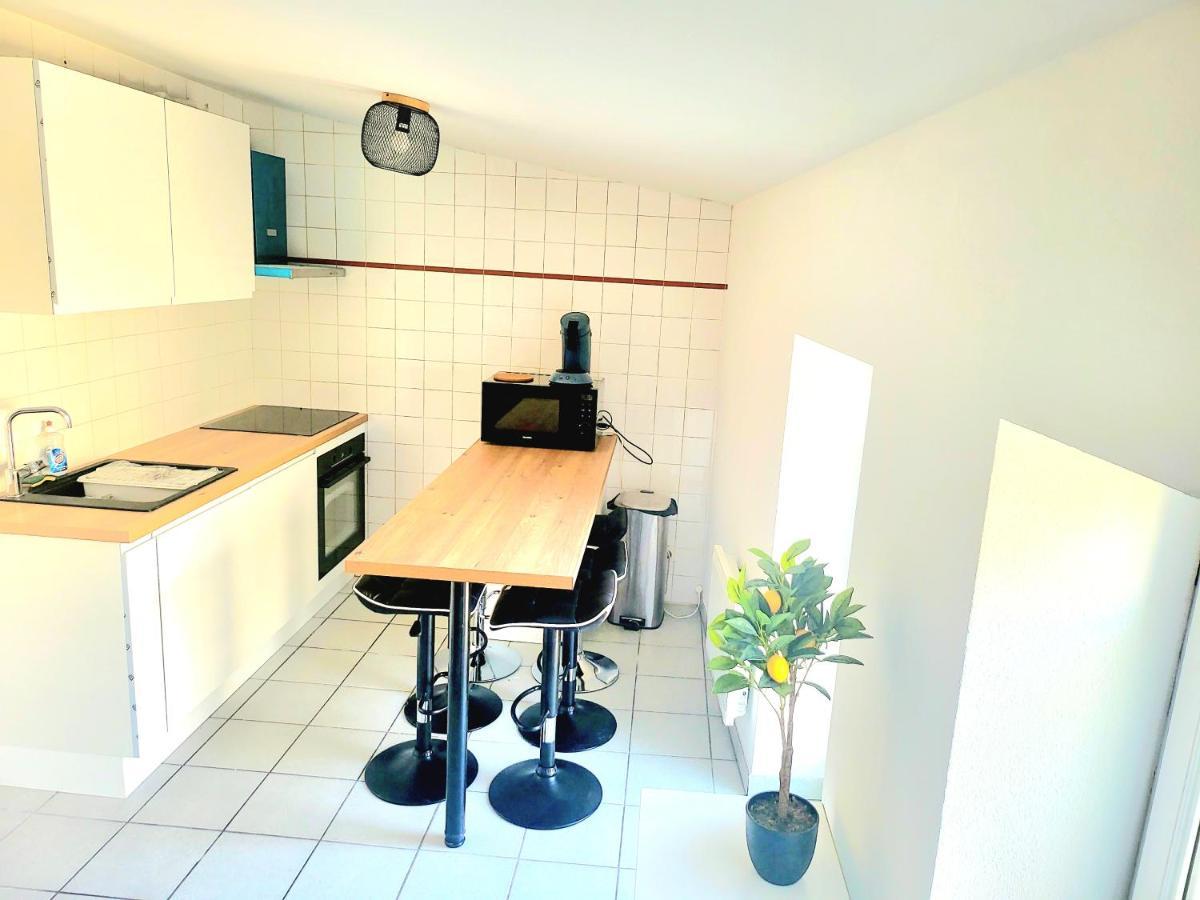 Charmant Appartement 2 Chambres 400 M Centre Gare วาลองซ์ ภายนอก รูปภาพ